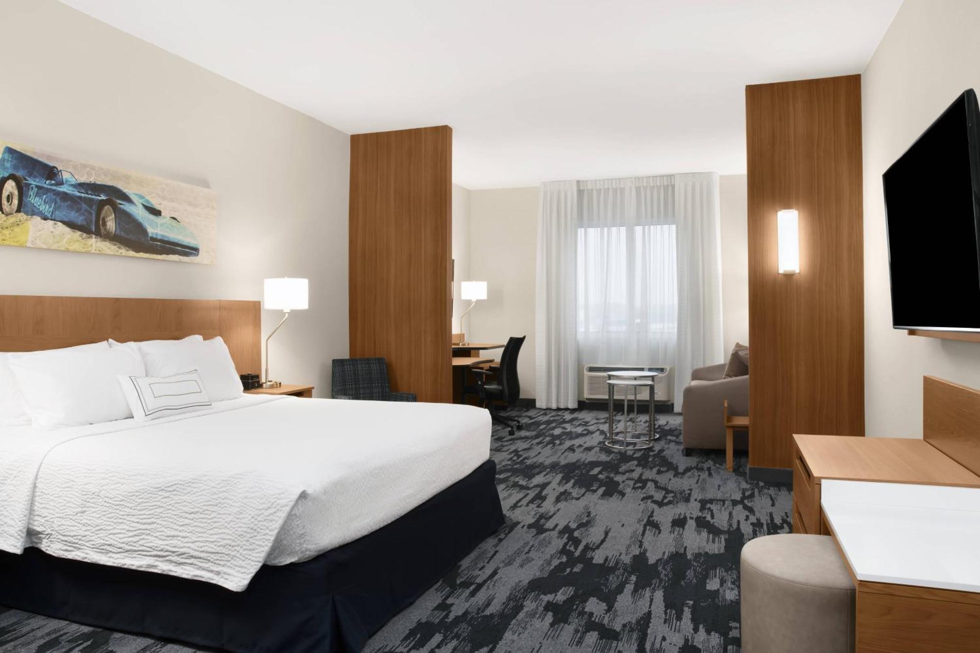 Fairfield Inn & Suites By Marriott Daytona Beach Speedway/Airport Bagian luar foto