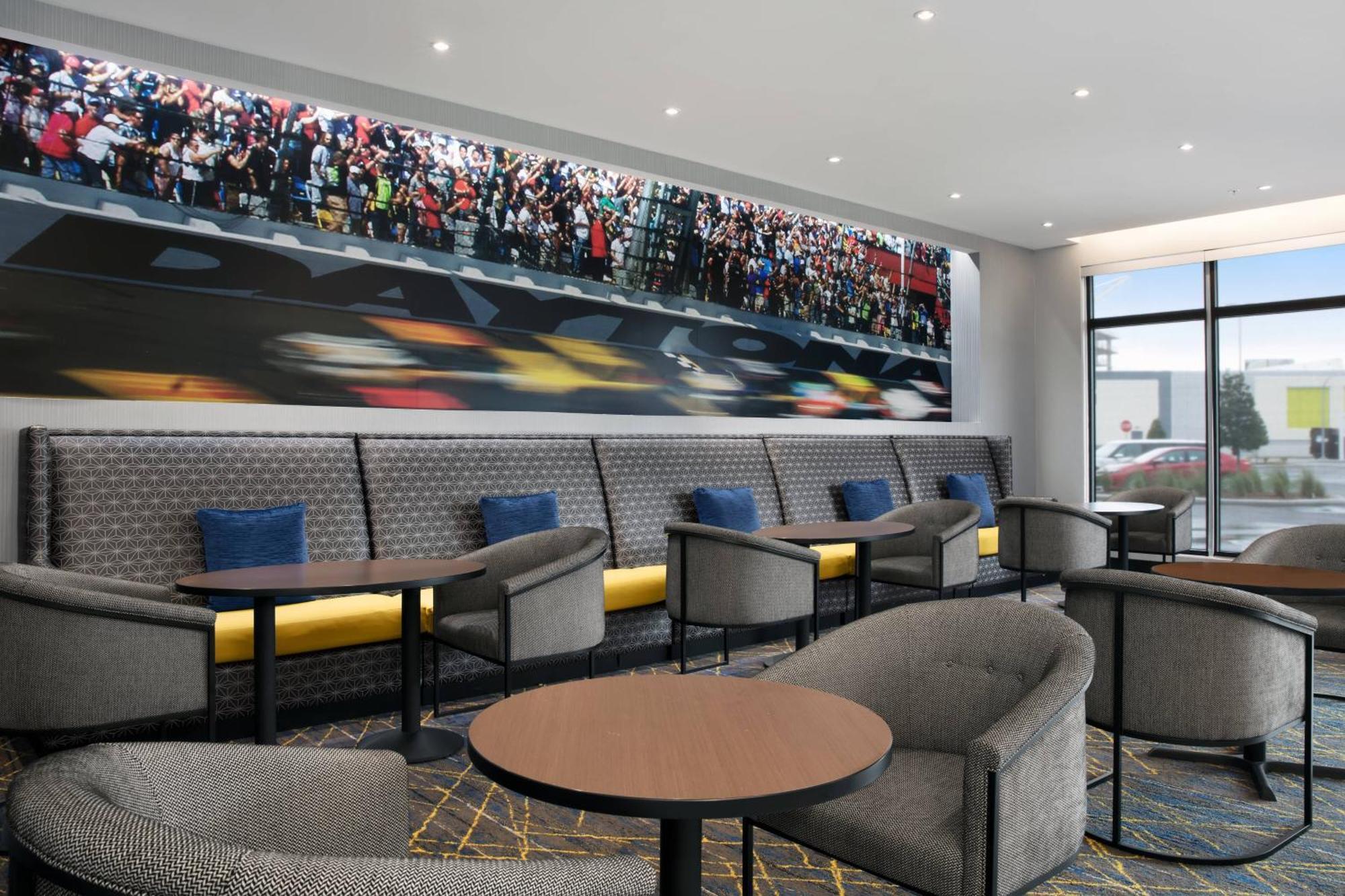 Fairfield Inn & Suites By Marriott Daytona Beach Speedway/Airport Bagian luar foto