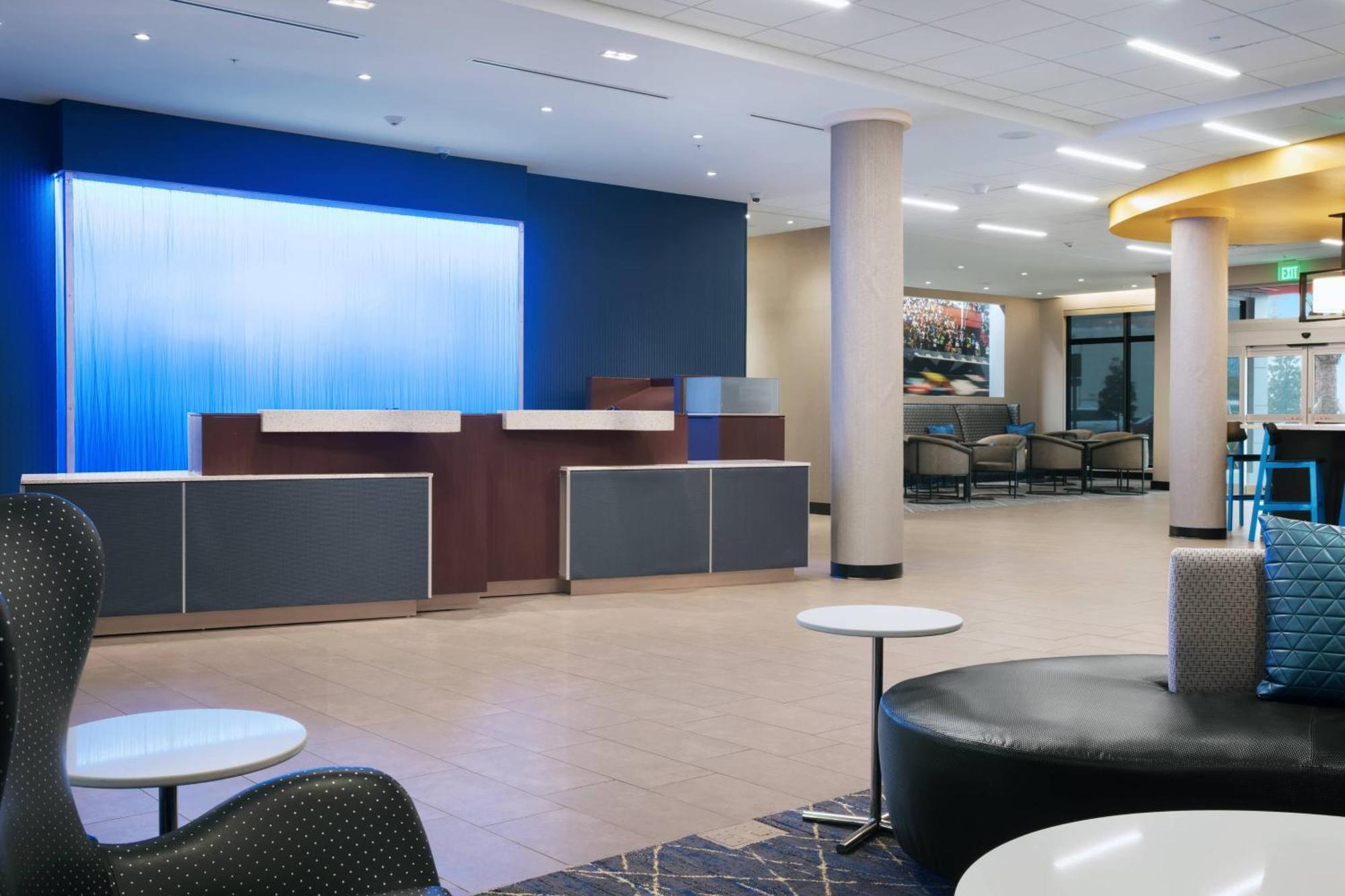 Fairfield Inn & Suites By Marriott Daytona Beach Speedway/Airport Bagian luar foto