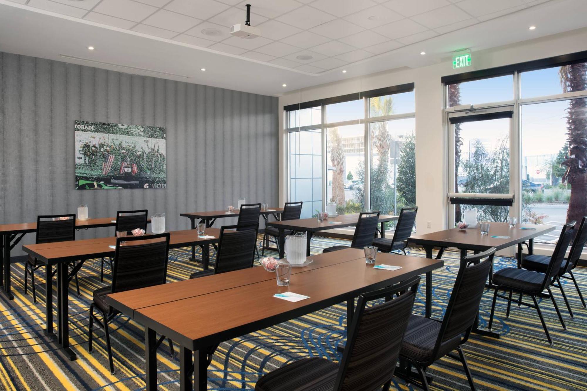 Fairfield Inn & Suites By Marriott Daytona Beach Speedway/Airport Bagian luar foto